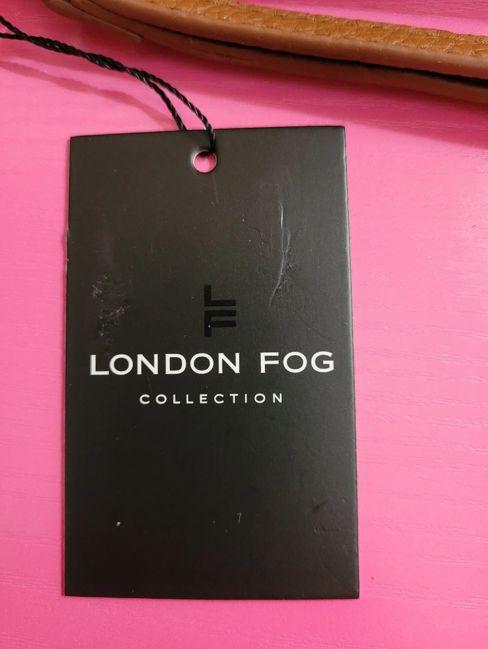 London Fog Pebbled Wristlet Wallet Single Zip Around Front Flap Tan NWT (0762)